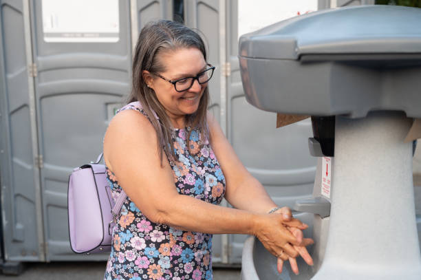 Best Luxury portable toilet rental  in Virden, IL